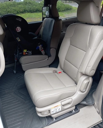 Honda Odyssey cena 92500 przebieg: 187000, rok produkcji 2015 z Hrubieszów małe 596